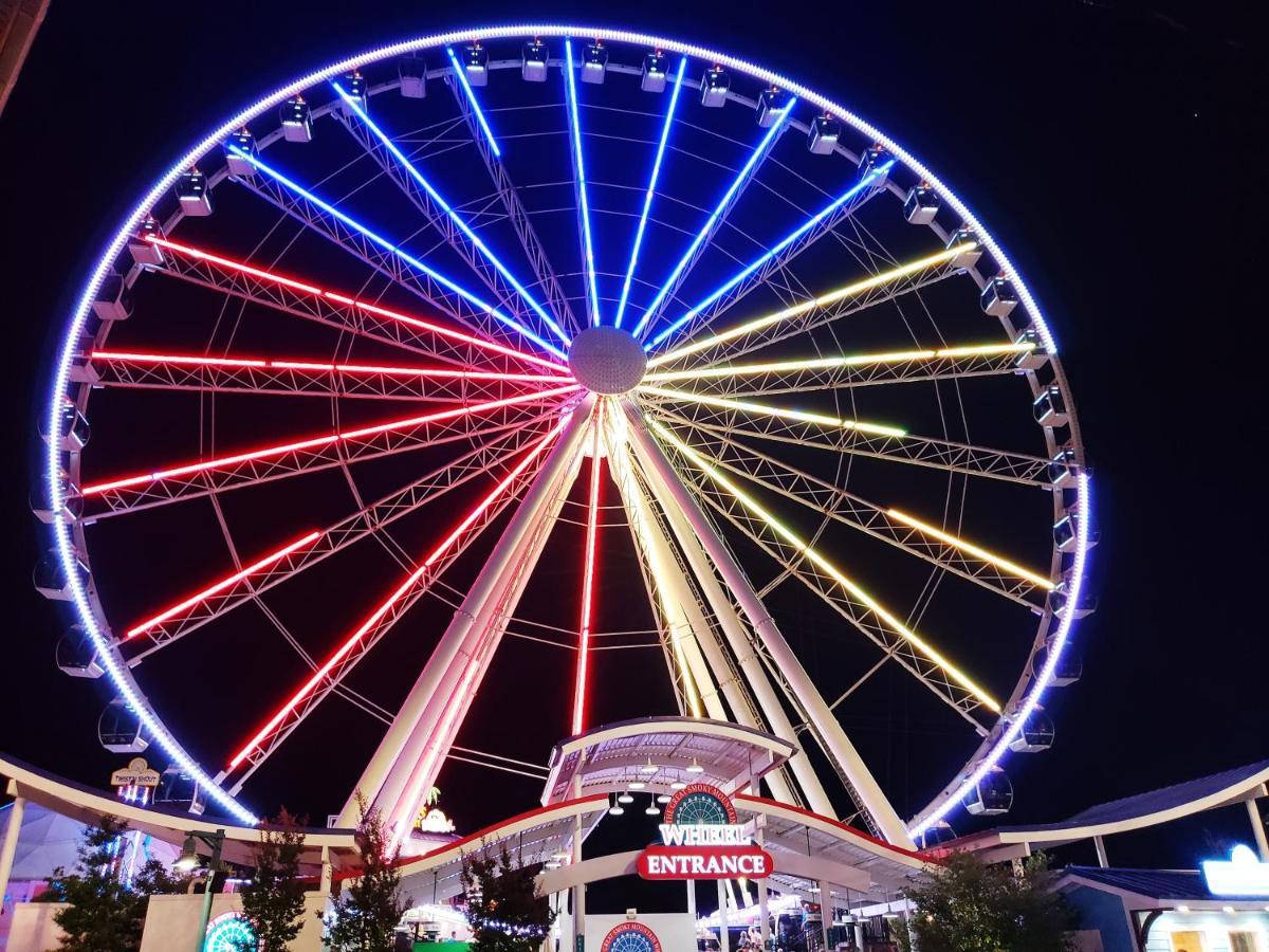 Whispering Winds, Hot Tub, Game Room, Wifi, 1089 Free Tickets Each Paid Day, Dollywood And More Гетлинбург Екстериор снимка