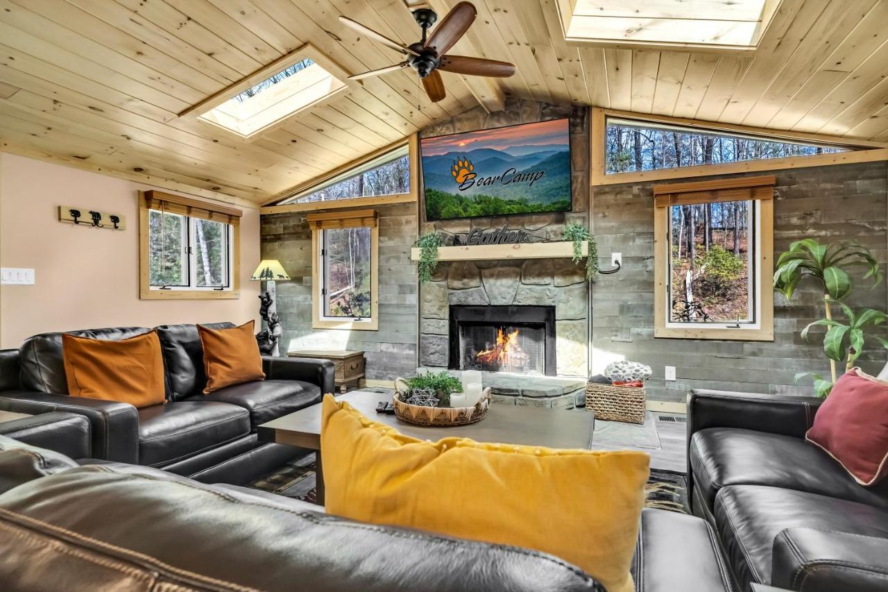 Whispering Winds, Hot Tub, Game Room, Wifi, 1089 Free Tickets Each Paid Day, Dollywood And More Гетлинбург Екстериор снимка